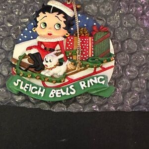 Danbury Mint Sleigh Bells Ring Ornament with Red and Green